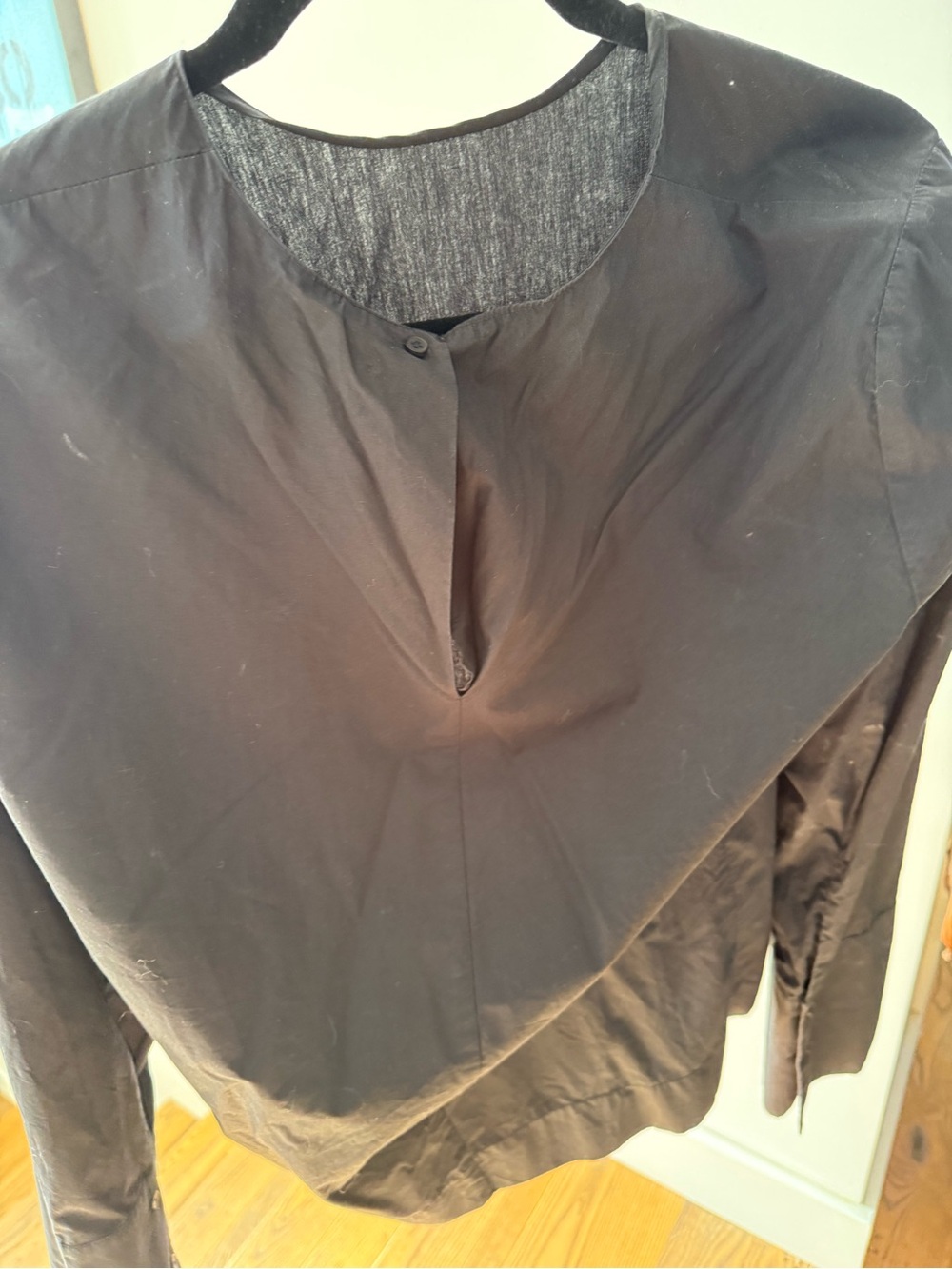 OAK + FORT Black Lightweight Women's Pullover Top